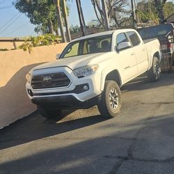 Toyota Tacoma 
