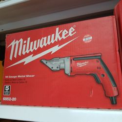 Milwaukee new 18ga Metal Shear