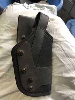 UNCLE MIKE's SIDEKICK HOLSTER 