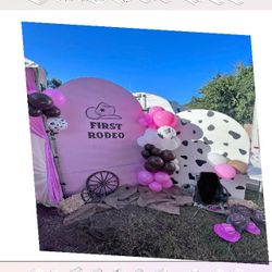 Create Unforgettable Parties with Beautiful Balloon Displays person color