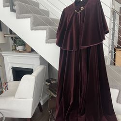 Stunning Cinema-Level Handmade In Venice Italy — Opera Crimson Red Velvet Renaissance Cloak Cape Adult Costume Cosplay
