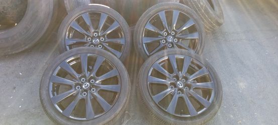 215/45R18