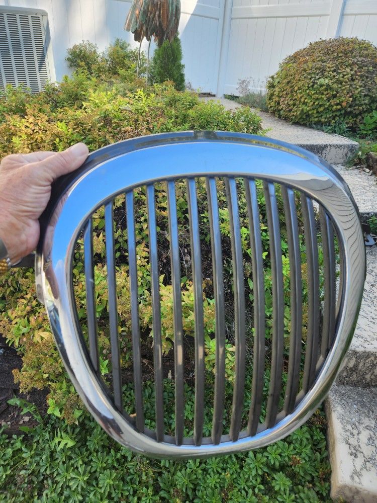 Jaguar S Type Grill