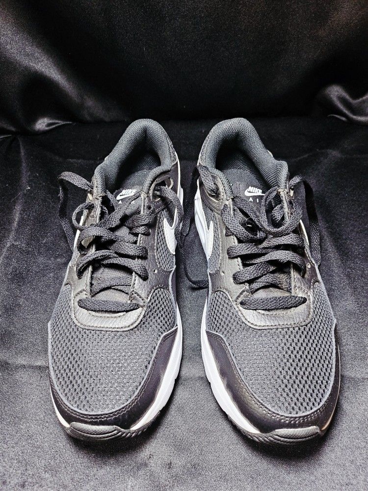 Nike Air Max SC Size 7