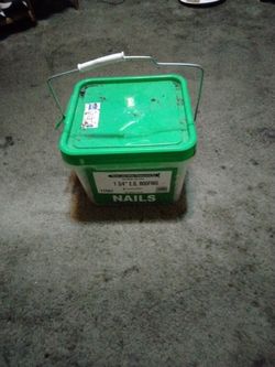 Roofing nails