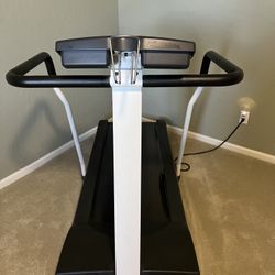Treadmill Precor 9.21i Gently Used for Sale in Chandler AZ OfferUp