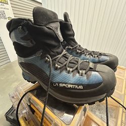 La Sportiva Trango TRK GTX Boots