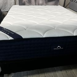 Pillow Top 🌟💚KING 🌟💚MATTRESS AND 🌟💚BOX SPRING 