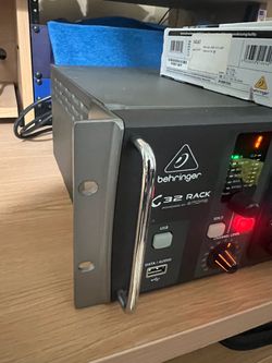 Behringer X32 - Used / Mint