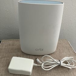 Netgear Orbi RBR50 Wifi Router 