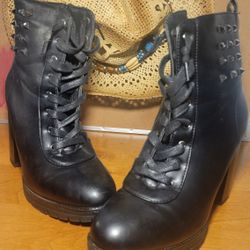 Mudd Womens Laceup And Zip Side High Heel Shoes Size 10