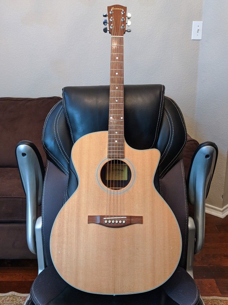 Eastman ALL SOLID AC222CE Nitrocellulose Acoustic Electric Guitar, Includes Hard Case And Certificate - $600 Obo