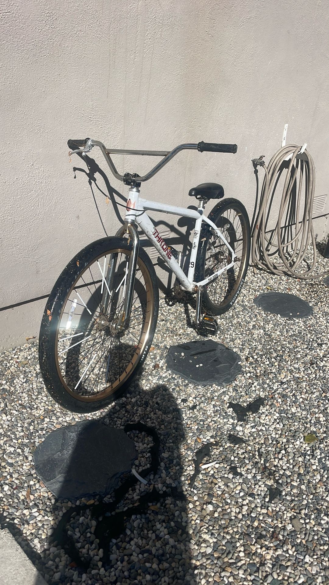 White Bike THRONE