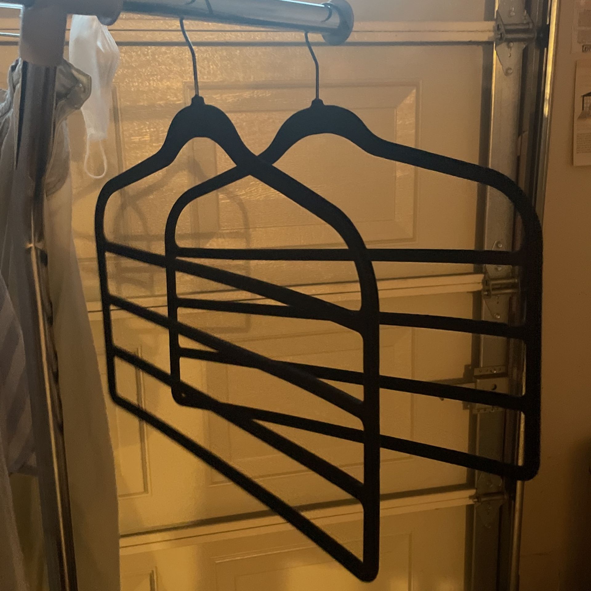 $5 SET Velvet Hangers