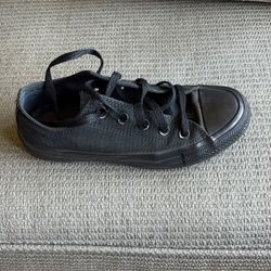 Black Converse  Men’s 3 Women’s 5