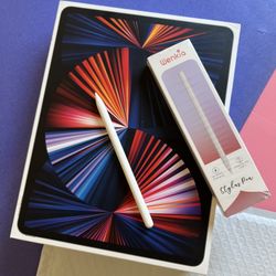 Apple iPad Pro 12.9” 5th Generation (2021 - M1 Chip) 2TB With Pen & Keyboard Case 