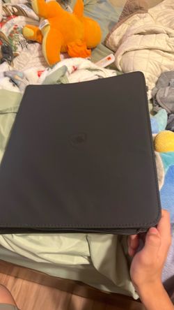 Top loader binder