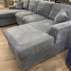 Gorgeous Grey Sectional Free delivery And Set Up 
