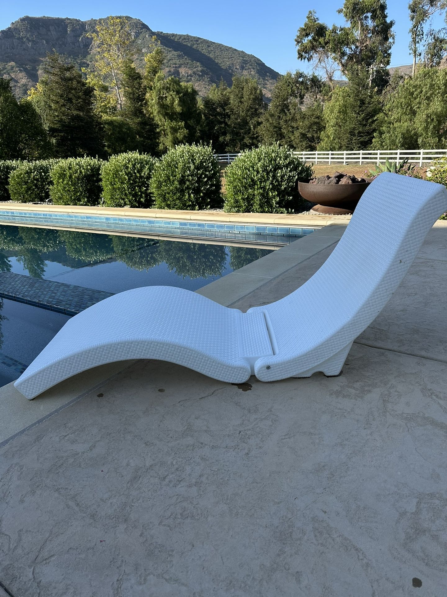Step 2 Pool Lounger