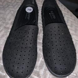 Dress Shoes Size 7 W New 