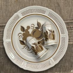Vintage/Retro Platter, SP Shakers/ Coaster Set 