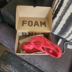 Yeezy Foam Runners Size 8