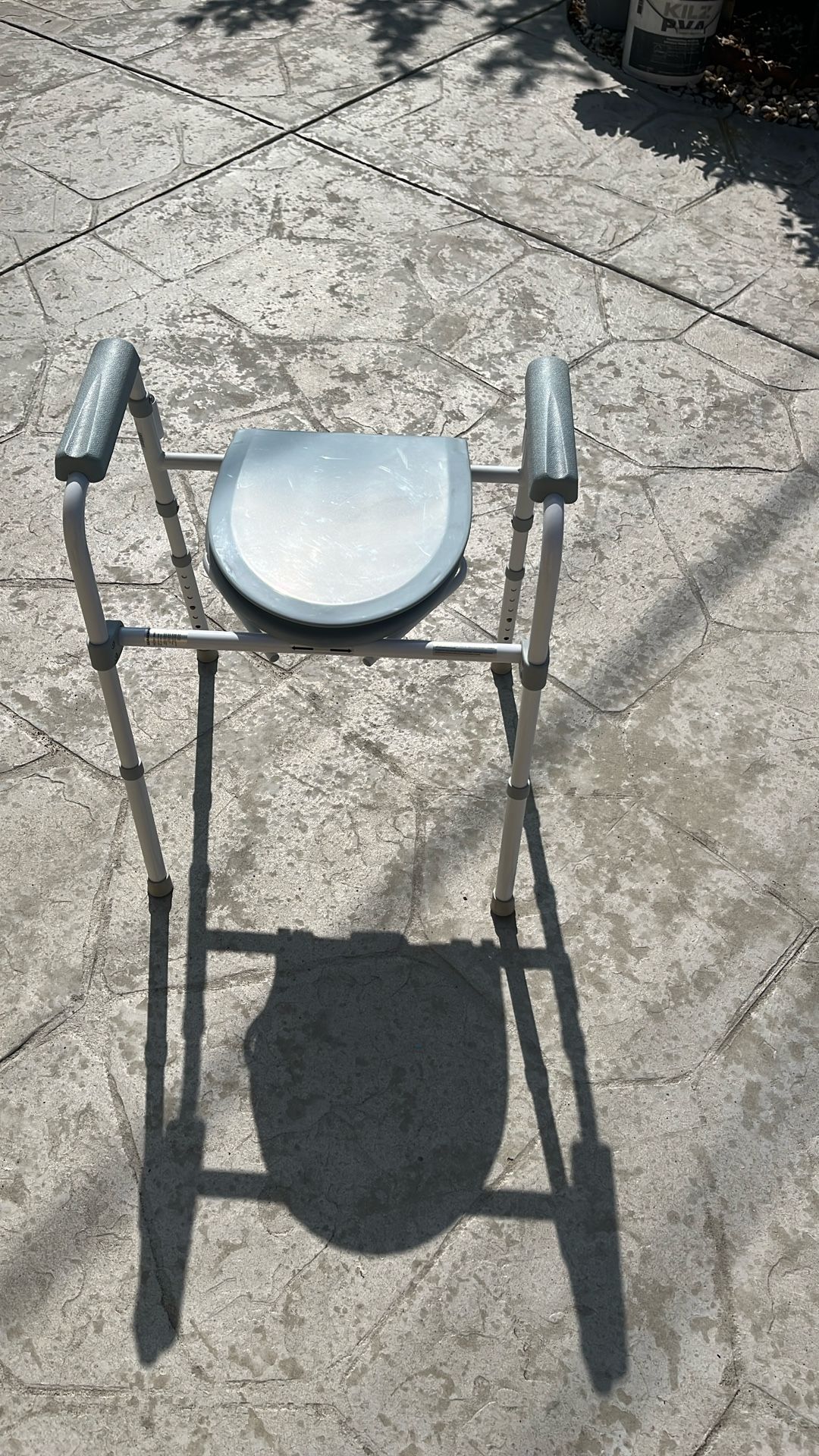 folding bedside commode Medical Equipment ,$1 Make an Offer And Pick Up