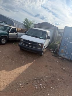 2002 Chevrolet Express