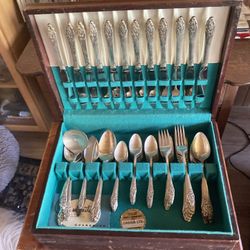 Silver Plated Silverware Set