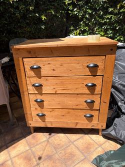 Wood dresser