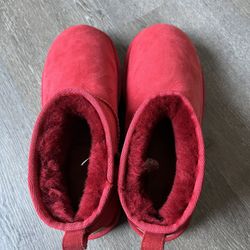 Red mini uggs