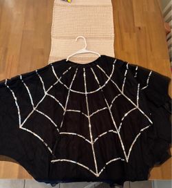 Sequence spiderweb poncho Halloween costume