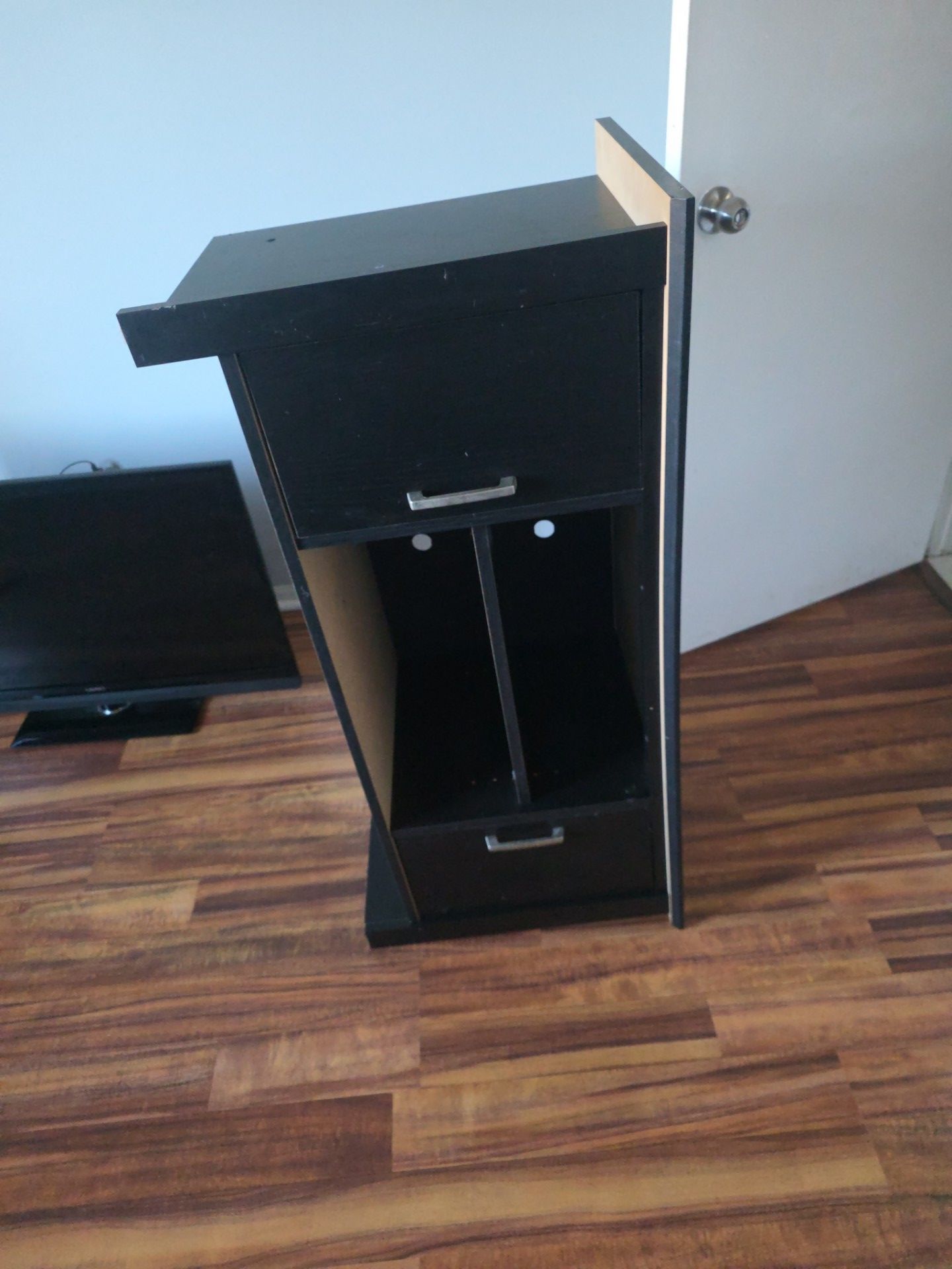 Tv stand