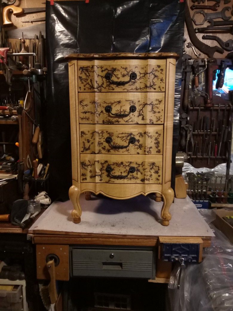 Vintage Small Dresser. It's All Maple. Four Drawers. 30"Tall 19" Wide 15" Deep 