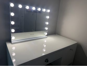 HOLLYWOOD LED LIGHT VANITY MIRROR
