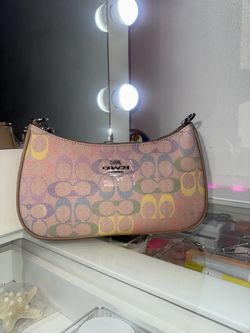 Coach Signature Canvas Shoulder Bag