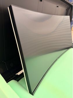 LG UltraWide Curved Monitor 38WN95C-W – Excellent Condition