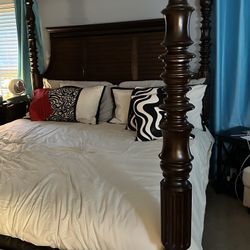 King Poster Bed - Dresser & Mirror Plus Bench