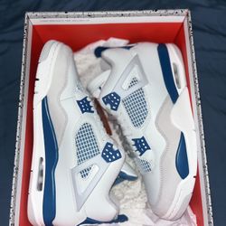 Jordan 4 “Military Blue”