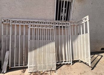 Metal Gate For sale 3 Pieces Included