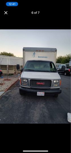2001 gmc box truck