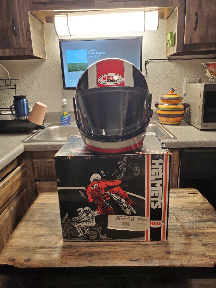 Vintage 1980s Bell Motorcycle Helmet 🏍 Size L/XL 62cm