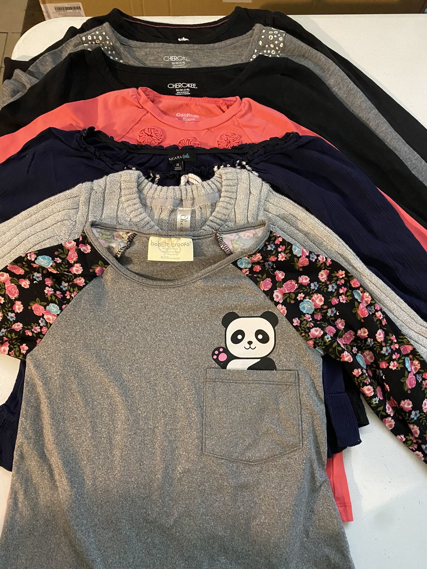 Girl Clothes 39 Pieces (Size: 5, 6, 7, 8)