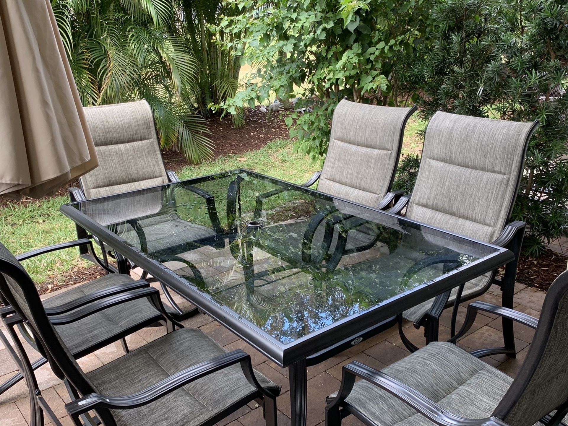 Riverbrook Espresso Brown 7Piece Outdoor Patio Steel Rectangular Glass