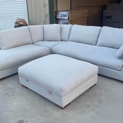 4 PIECE SECTIONAL WITH OTTOMAN 
