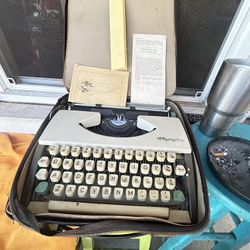 1962 Olympia Deluxe Typewriter