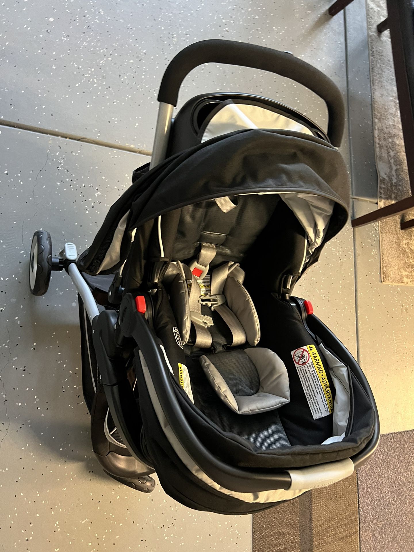 Graco Stroller And Car Seat. 