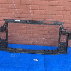 Radiator Support Hyundai Elantra 2011-13