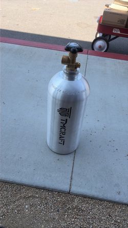 Welding tank