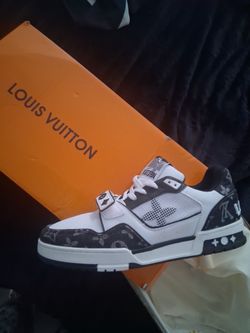 Louis vuitton shoes for men size 10 and a half